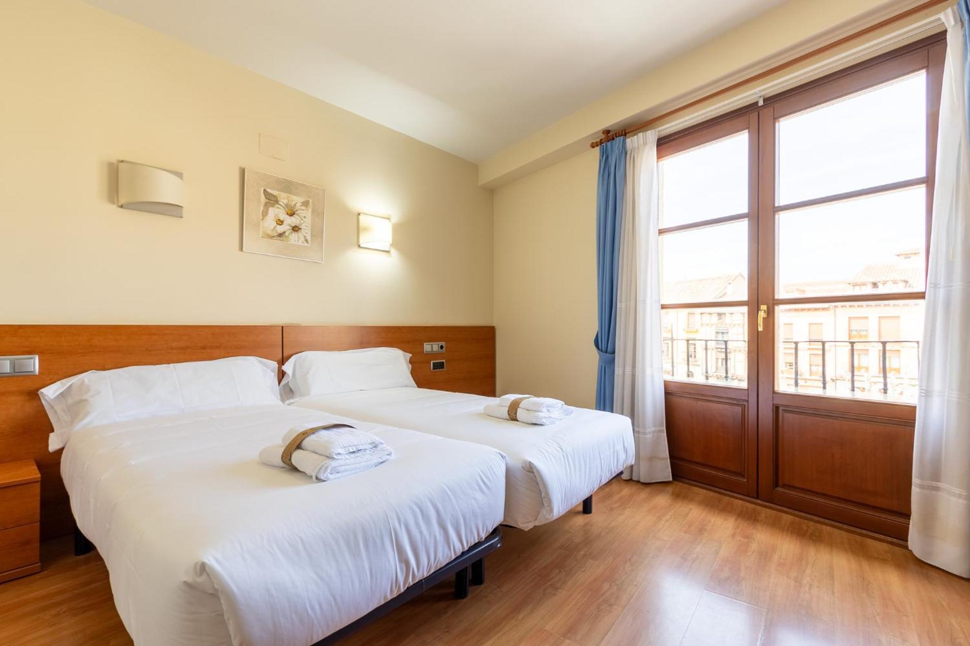Insidehome Zaravencia Plaza Mayor Toro Eksteriør bilde